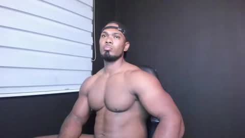 Snapshot of tayler_waka chatting on 01/24/25, 12:52 Tyler online show from 01/24/25, 12:52