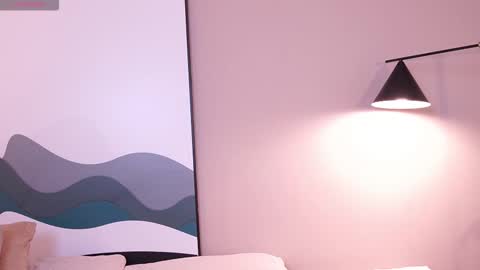 Teylor  Kim online show from 11/24/25, 06:51