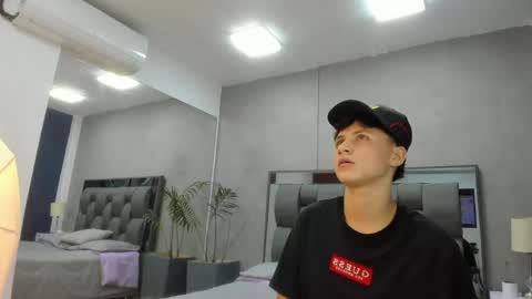 Taylor Harper online show from 04/27/26, 08:51