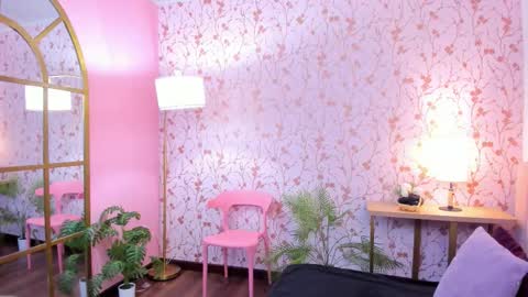 Snapshot of taylor_bennet chatting on 01/13/26, 11:48 Taylor Bennet online show from 01/13/26, 11:48