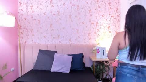 Snapshot of taylor_bennet chatting on 02/06/26, 11:57 Taylor Bennet online show from 02/06/26, 11:57