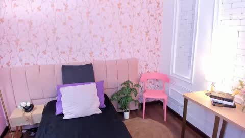 Snapshot of taylor_bennet chatting on 02/24/26, 11:41 Taylor Bennet online show from 02/24/26, 11:41