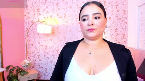 Taylor Bennet online show from 06/18/26, 12:31