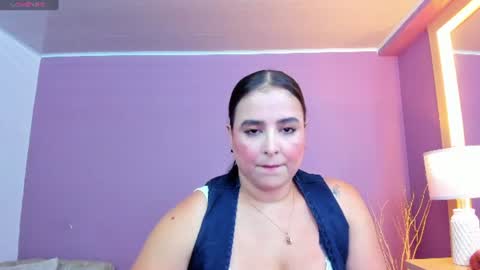 Taylor Bennet online show from 06/26/26, 08:24