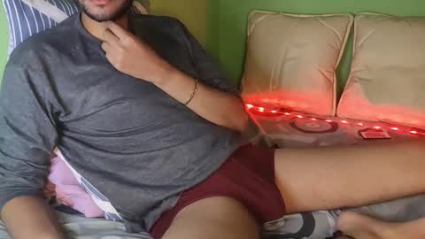 Snapshot of taylor_blaze94 chatting on 02/12/26, 01:44 Taylor online show from 02/12/26, 01:44