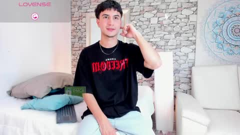 taylor_brooks_ online show from 05/13/26, 07:55