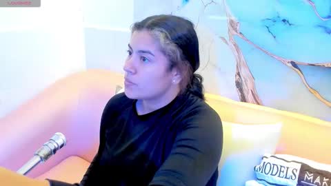 taylor_cupper_ online show from 10/26/25, 03:34