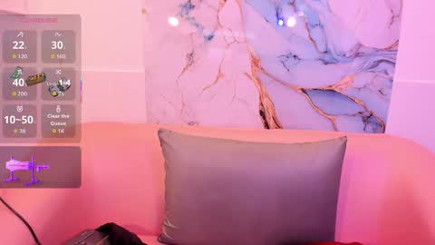 taylor_cupper_ online show from 11/19/25, 04:12