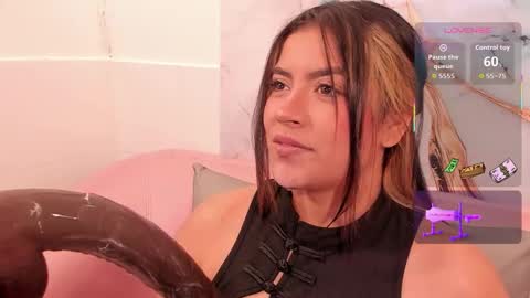 taylor_cupper_ online show from 12/03/25, 09:13