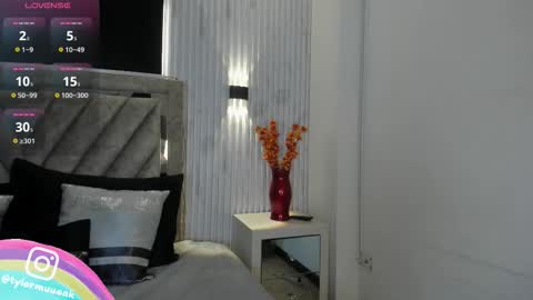 Snapshot of taylor_harveey chatting on 02/23/26, 10:51 Taylor Harveey online show from 02/23/26, 10:51