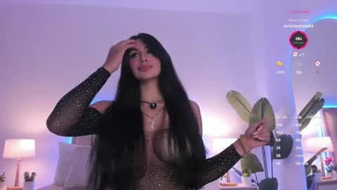 Taylor  Help me to get 100 thumbs up online show from 05/08/26, 05:40