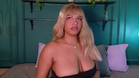 Snapshot of taylor_sexyy chatting on 02/27/26, 11:49 Taylor online show from 02/27/26, 11:49