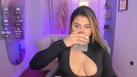 Snapshot of taylor_smith1_ chatting on 01/17/26, 11:37 Taylor online show from 01/17/26, 11:37