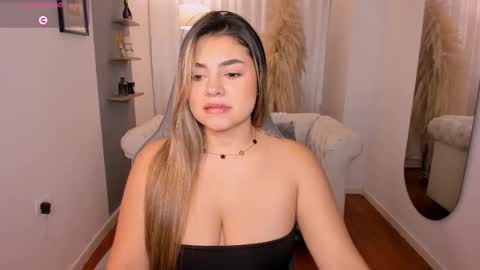 Snapshot of taylor_smith1_ chatting on 02/20/26, 11:43 Taylor online show from 02/20/26, 11:43