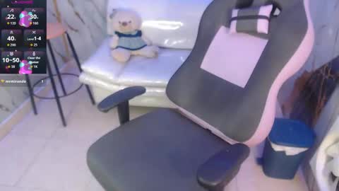 Taylor online show from 12/17/25, 09:43