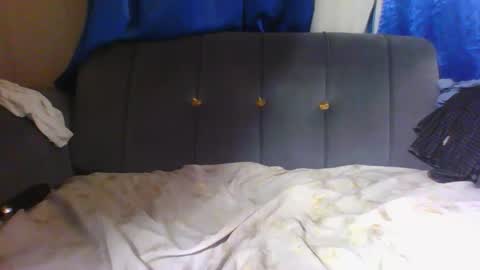 Snapshot of taylor_swift09 chatting on 01/10/26, 10:25 taylor_swift09 online show from 01/10/26, 10:25