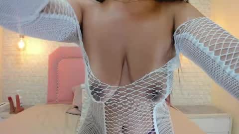 Snapshot of taylormeller chatting on 04/14/26, 03:34 TAYLOR online show from 04/14/26, 03:34