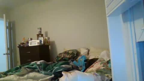 taylorslay online show from 04/23/26, 12:12