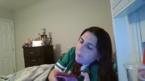 Snapshot of taylorslay chatting on 05/04/26, 12:28 taylorslay online show from 05/04/26, 12:28
