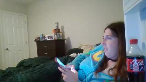 Snapshot of taylorslay chatting on 06/08/26, 01:28 taylorslay online show from 06/08/26, 01:28