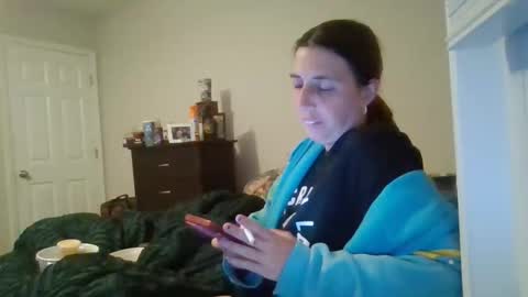 Snapshot of taylorslay chatting on 06/10/26, 02:01 taylorslay online show from 06/10/26, 02:01