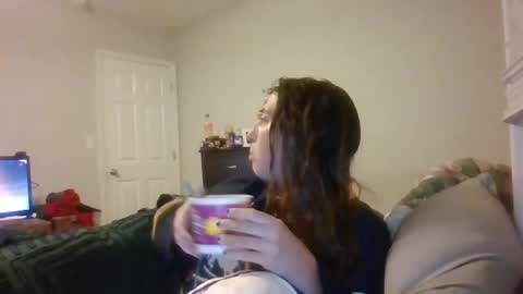 Snapshot of taylorslay chatting on 06/27/26, 02:05 taylorslay online show from 06/27/26, 02:05