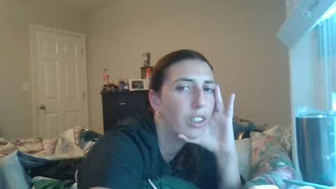 Snapshot of taylorslay chatting on 07/26/26, 11:44 taylorslay online show from 07/26/26, 11:44