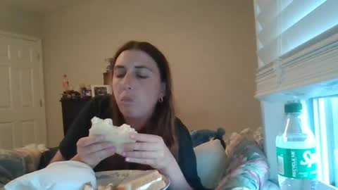 Snapshot of taylorslay chatting on 07/30/26, 11:59 taylorslay online show from 07/30/26, 11:59