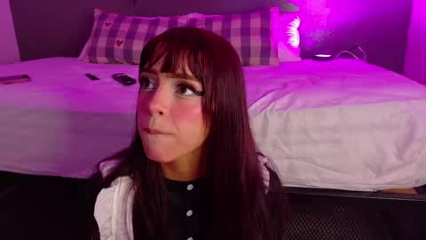 TAYLOR  online show from 11/20/25, 11:54