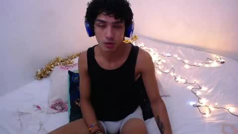 Tayron online show from 12/28/24, 04:52