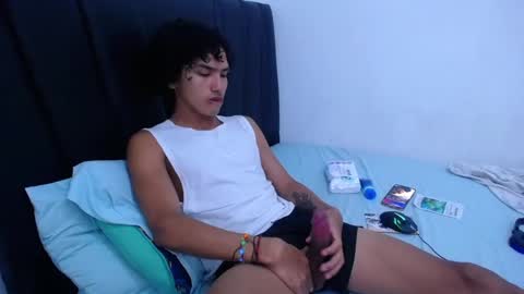 Tayron online show from 02/01/25, 04:22