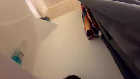 Snapshot of tbeebe12 chatting on 10/11/25, 04:12 Lilbeebs online show from 10/11/25, 04:12