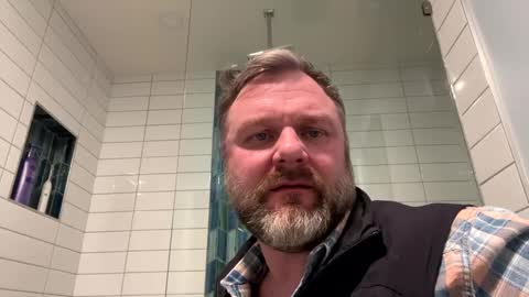 Tbiz82 online show from 02/08/25, 01:43