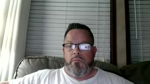 Snapshot of tdhawk87 chatting on 05/07/26, 09:58 tdhawk87 online show from 05/07/26, 09:58