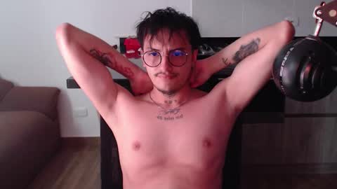 Snapshot of te0__0 chatting on 01/06/26, 06:11 Teo independent model online show from 01/06/26, 06:11