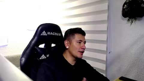 DYNAMITE DUO69 online show from 06/12/26, 12:04