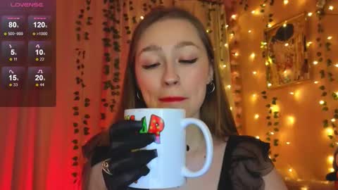 Eva online show from 10/31/25, 05:03