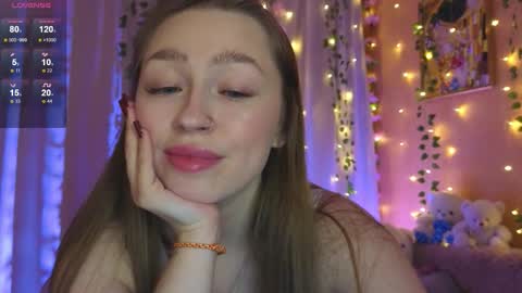 Eva online show from 11/25/25, 03:56