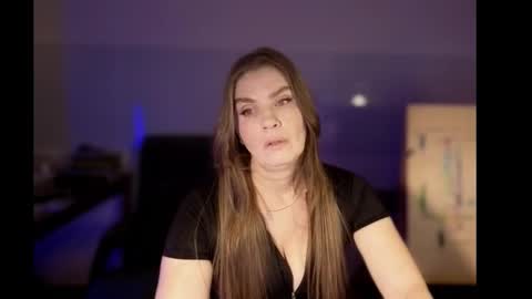 teasingelly online show from 11/04/25, 02:32