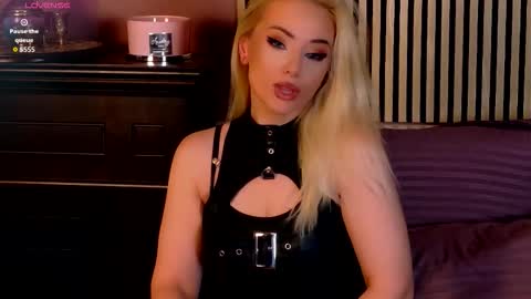 teasingjulianna online show from 10/25/25, 04:24