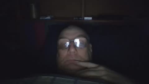 Snapshot of tebb61 chatting on 10/14/25, 07:42 Mark online show from 10/14/25, 07:42
