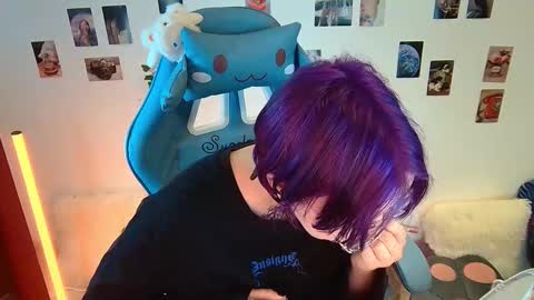 Snapshot of technical_face_powder_error chatting on 12/04/25, 10:02 technical_face_powder_error online show from 12/04/25, 10:02