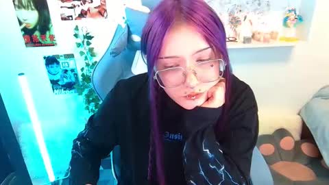 Snapshot of technical_face_powder_error chatting on 12/19/25, 03:30 technical_face_powder_error online show from 12/19/25, 03:30