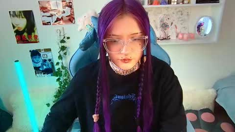 Snapshot of technical_face_powder_error chatting on 12/23/25, 09:29 technical_face_powder_error online show from 12/23/25, 09:29