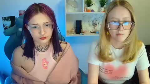 Snapshot of technical_face_powder_error chatting on 01/17/26, 12:21 technical_face_powder_error online show from 01/17/26, 12:21