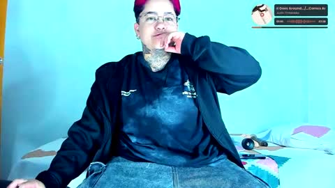 Snapshot of techno_420 chatting on 09/21/25, 12:12 Charlee He online show from 09/21/25, 12:12