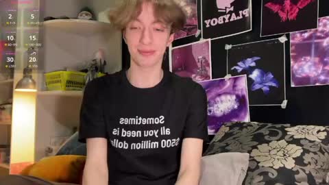 Snapshot of technoracer chatting on 03/20/26, 09:19 Alice online show from 03/20/26, 09:19