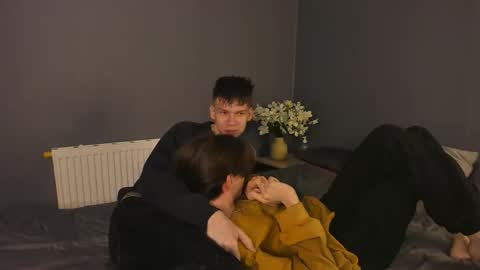 Snapshot of ted_lunn chatting on 12/18/25, 07:42 Ted online show from 12/18/25, 07:42