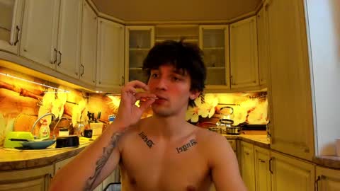 Teddy online show from 01/15/25, 10:38