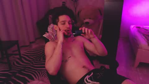 Teddy online show from 03/03/25, 03:30